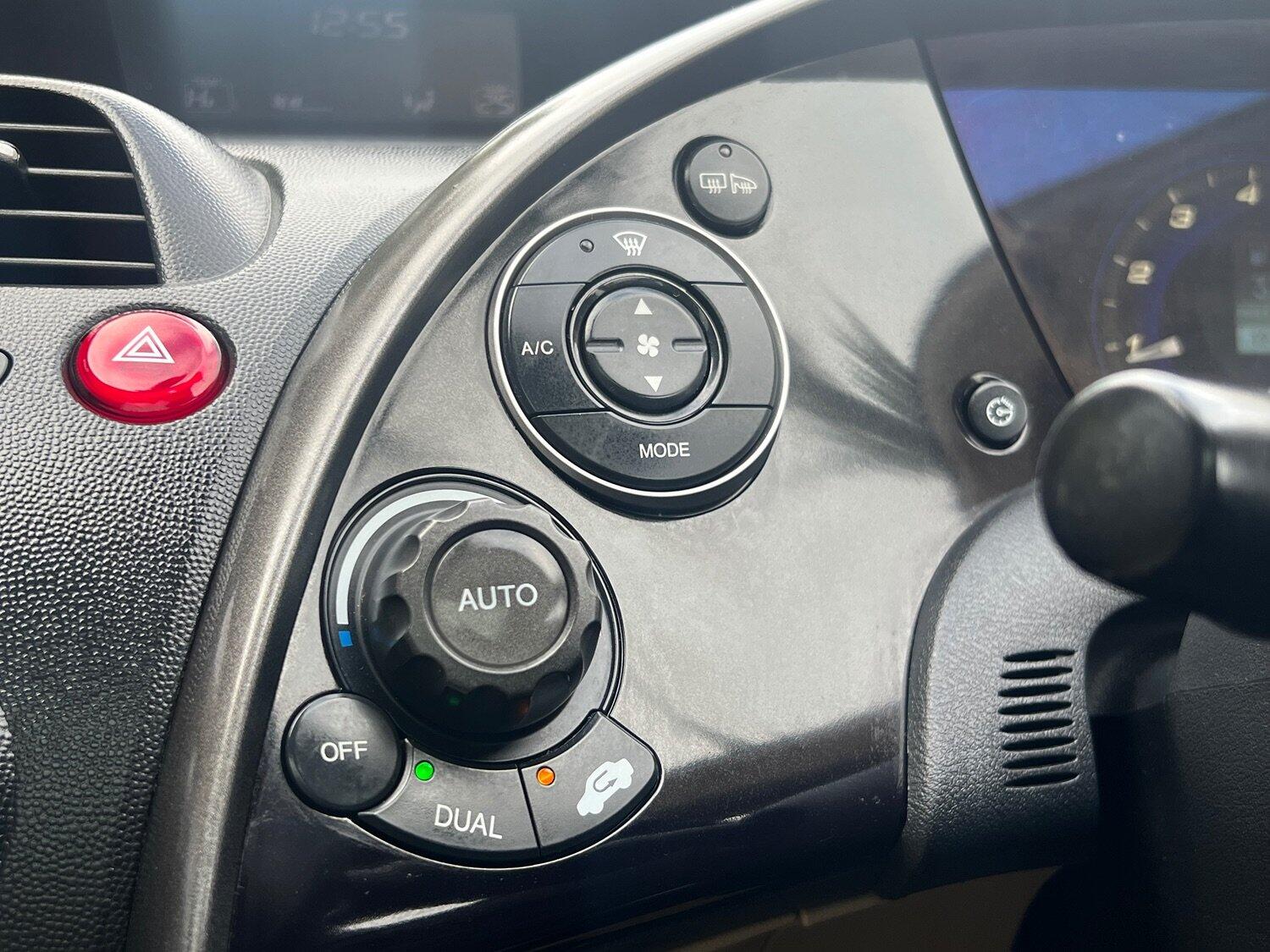 Used Honda Civic 2008 for sale - 76605643: Photo 19