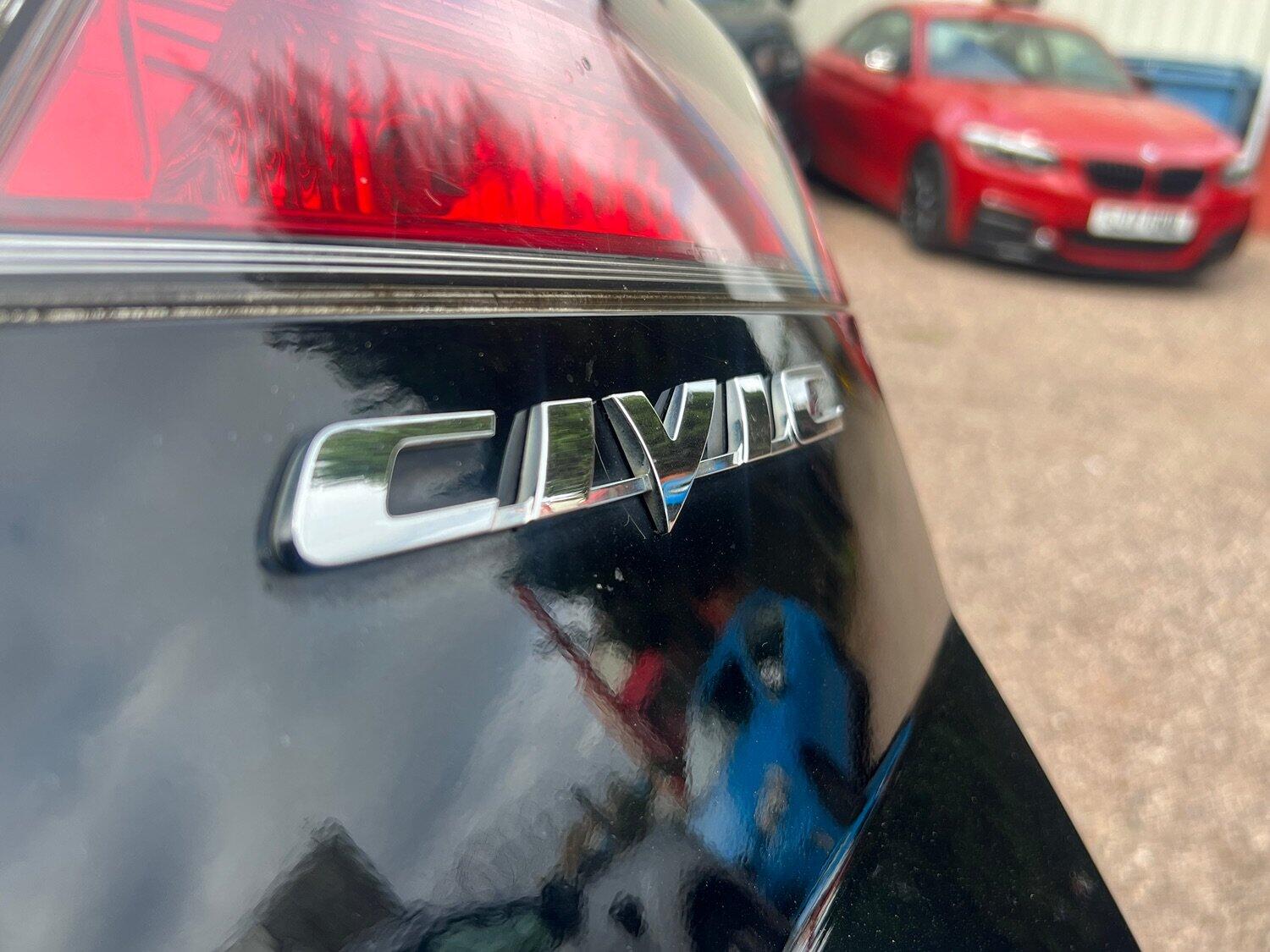 Used Honda Civic 2008 for sale - 76605643: Photo 32