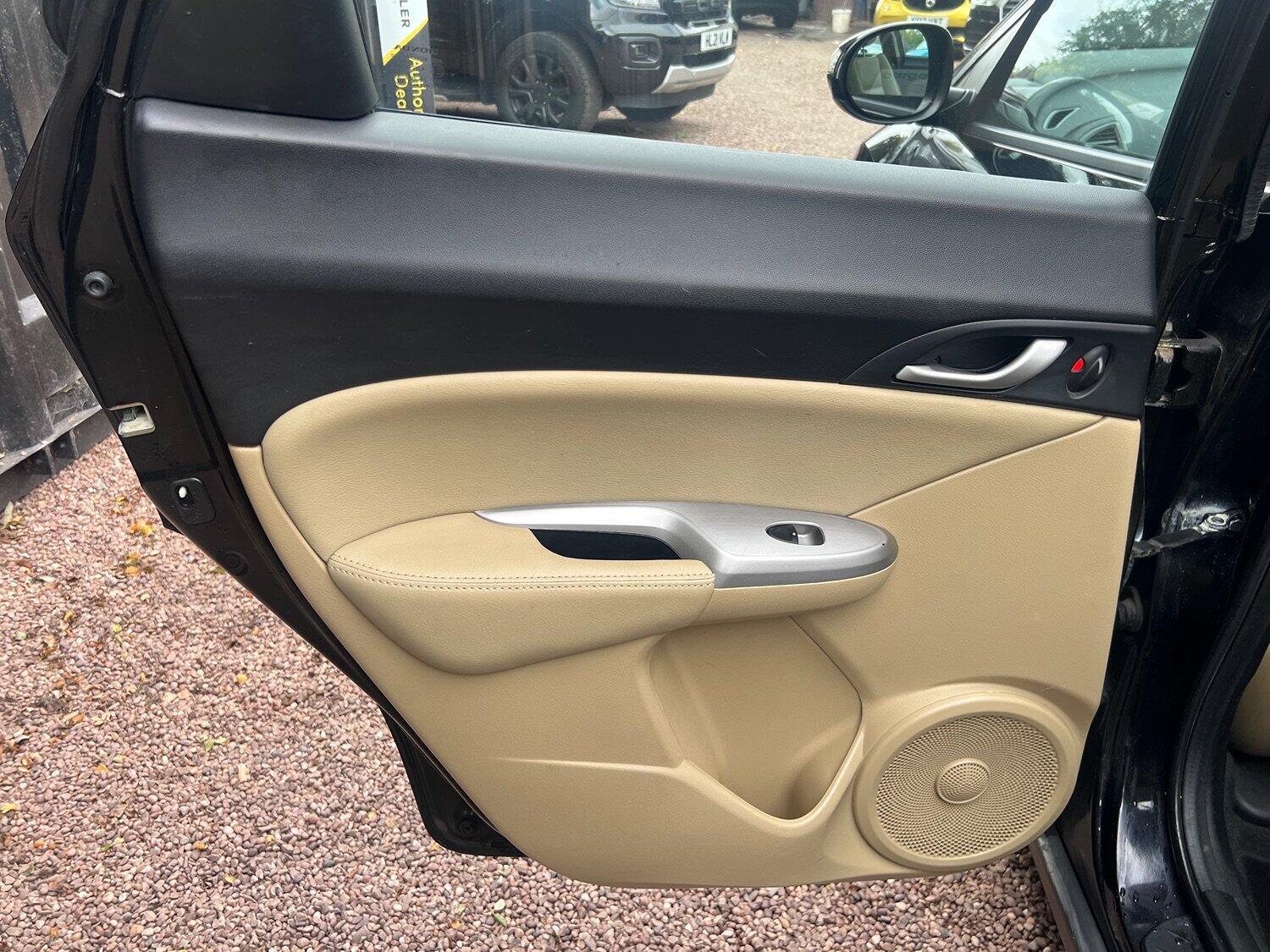 Used Honda Civic 2008 for sale - 76605643: Photo 34