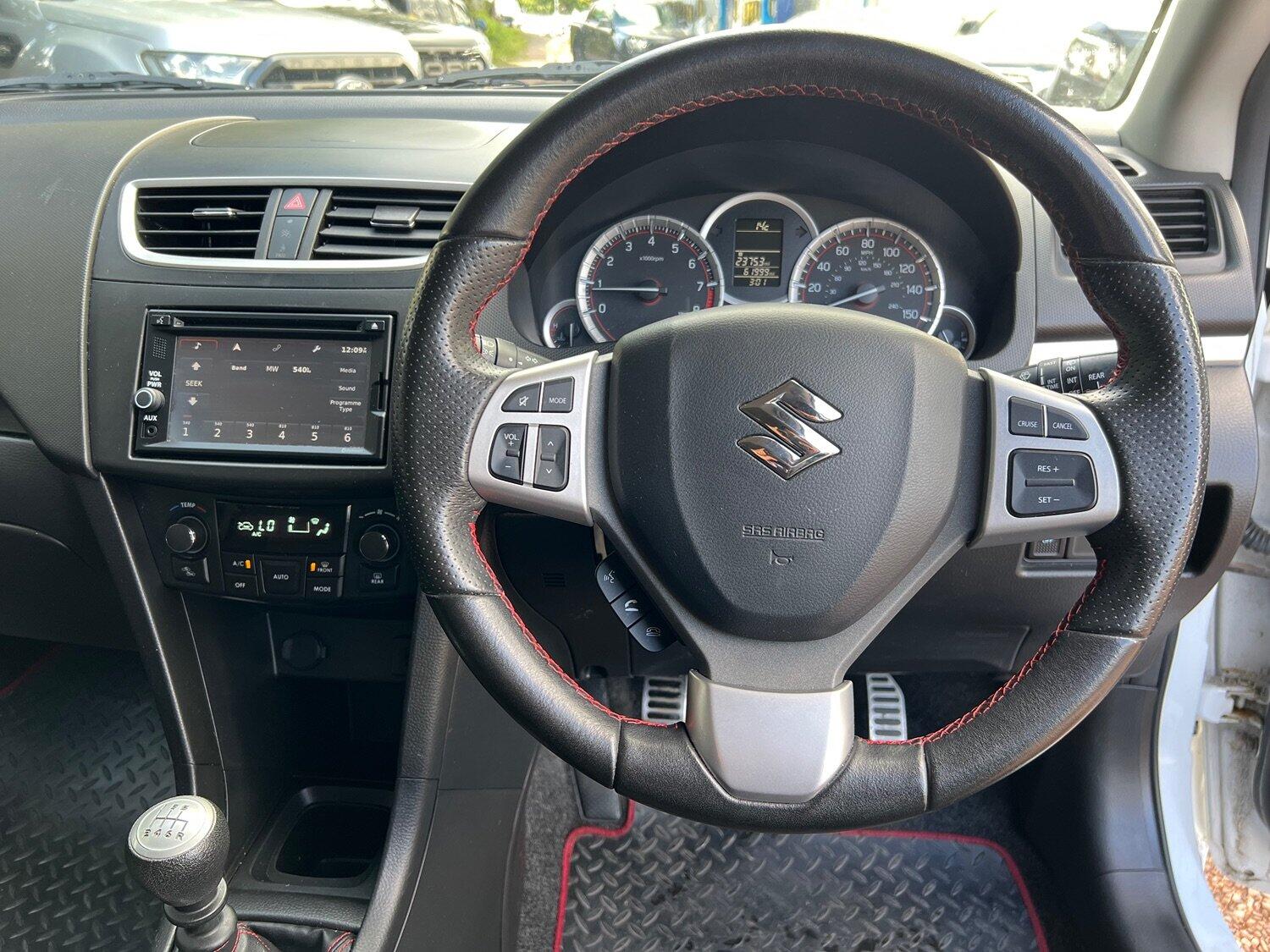 Used Suzuki Swift 2015 for sale - 76769592: Photo 13