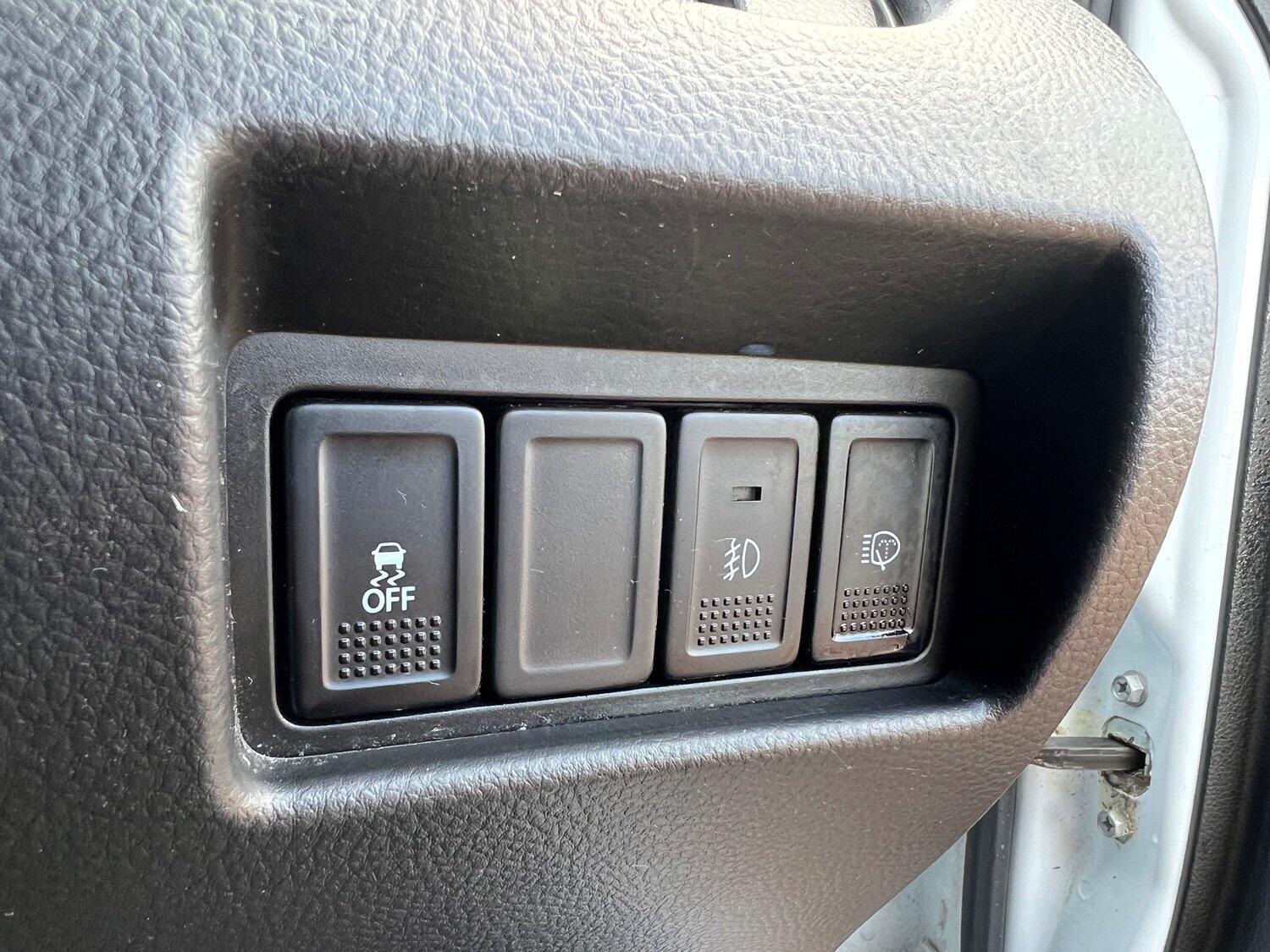 Used Suzuki Swift 2015 for sale - 76769592: Photo 9