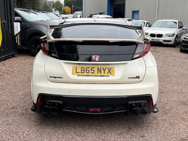 Used Honda Civic 2016 for sale - 76281336: Photo 12