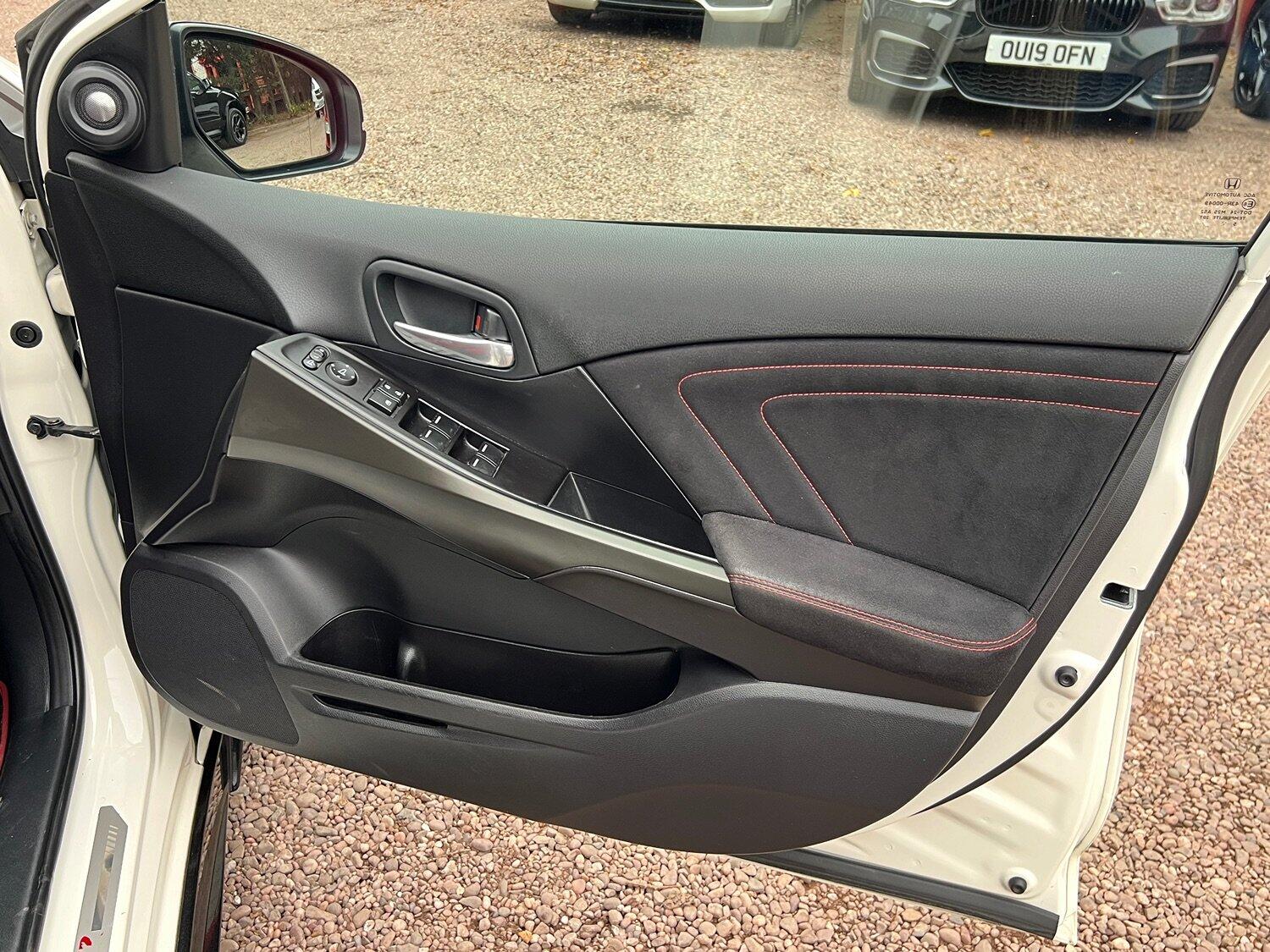 Used Honda Civic 2016 for sale - 76281336: Photo 13