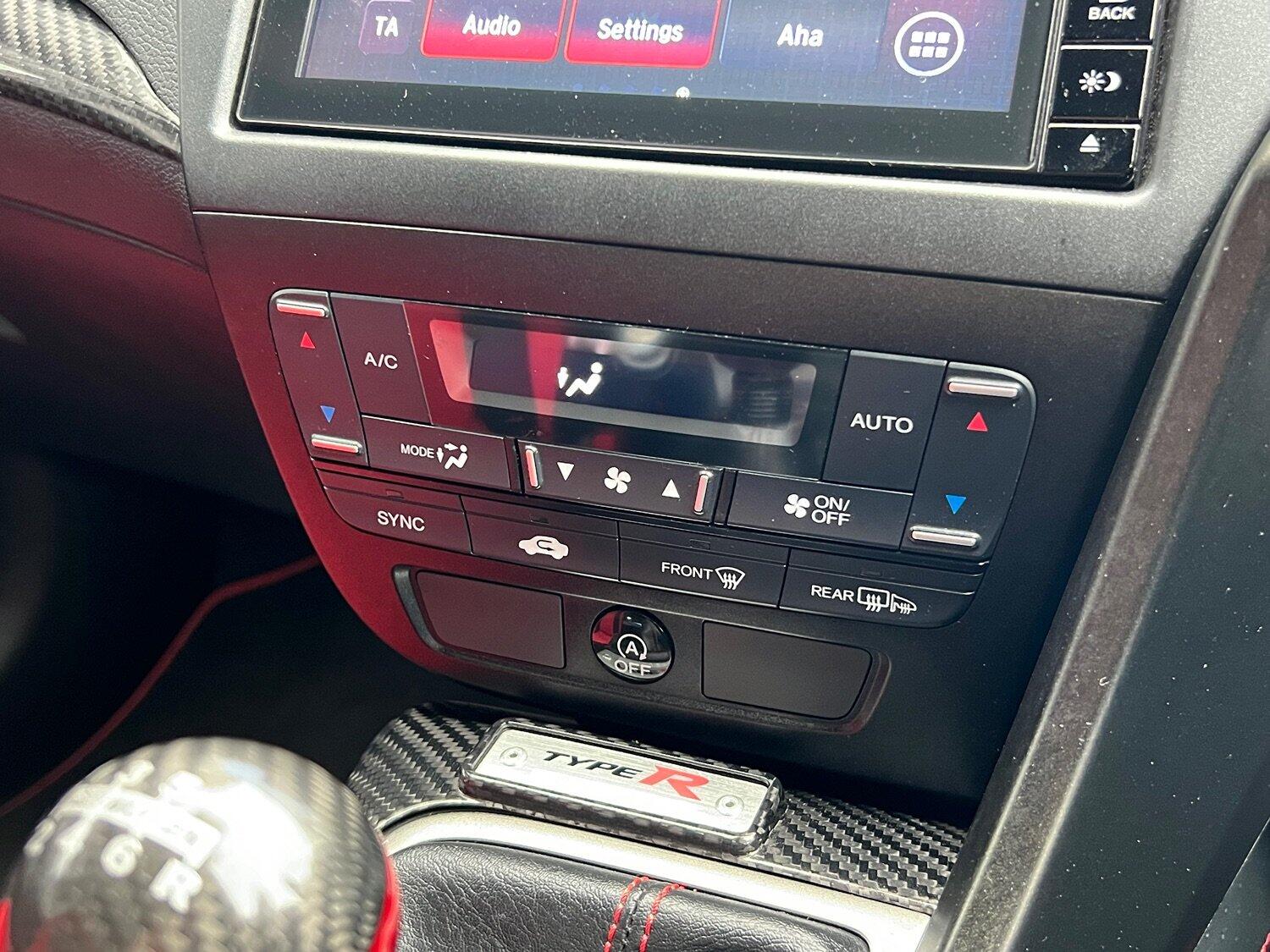 Used Honda Civic 2016 for sale - 76281336: Photo 32