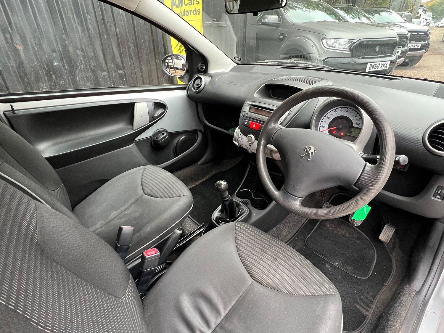 Used Peugeot 107 2012 for sale - 76305633: Photo 15