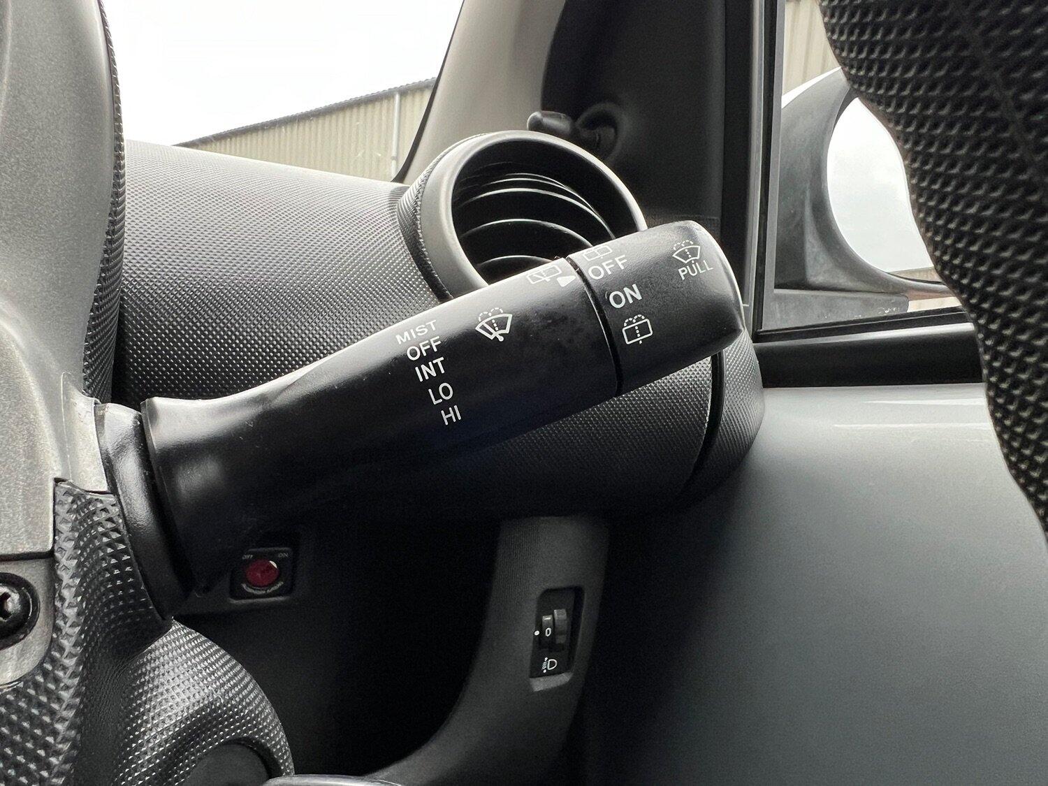 Used Peugeot 107 2012 for sale - 76305633: Photo 16