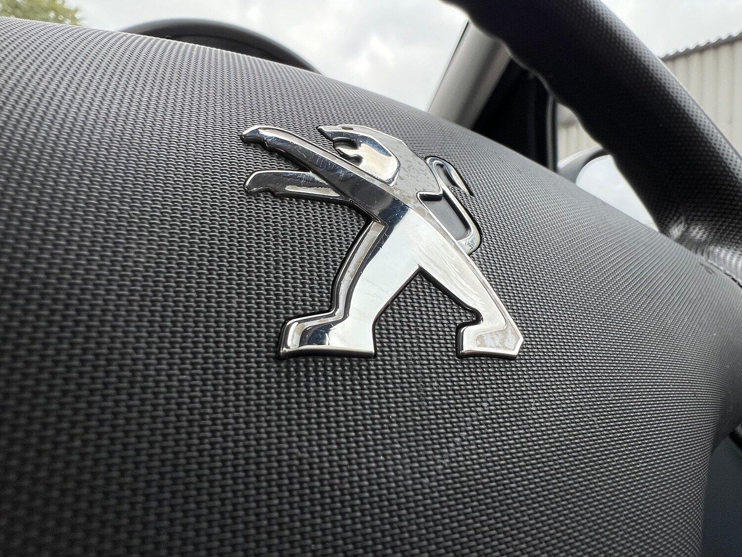 Used Peugeot 107 2012 for sale - 76305633: Photo 19