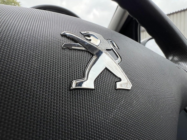 Used Peugeot 107 2012 for sale - 76305633: Photo 19