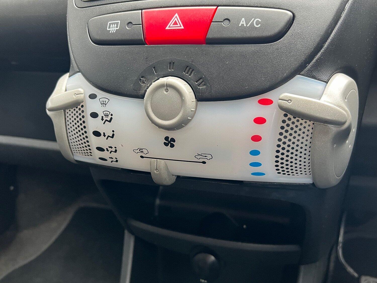 Used Peugeot 107 2012 for sale - 76305633: Photo 20