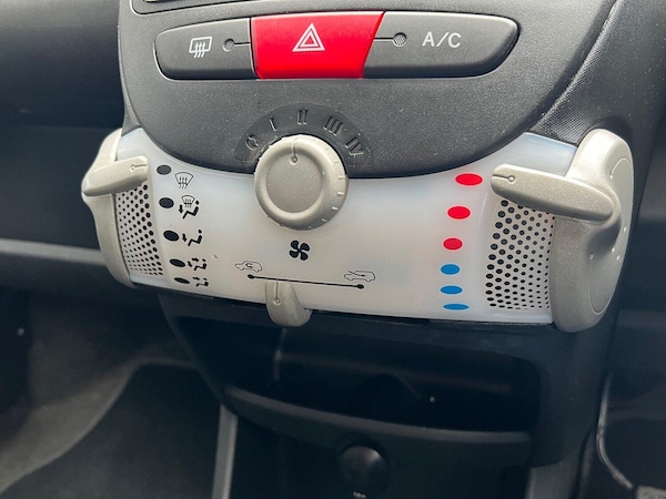 Used Peugeot 107 2012 for sale - 76305633: Photo 20