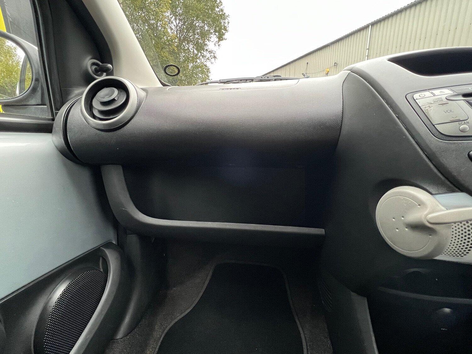 Used Peugeot 107 2012 for sale - 76305633: Photo 22