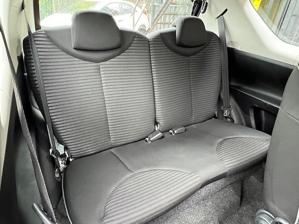 Used Peugeot 107 2012 for sale - 76305633: Photo 24