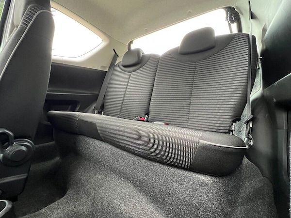 Used Peugeot 107 2012 for sale - 76305633: Photo 33