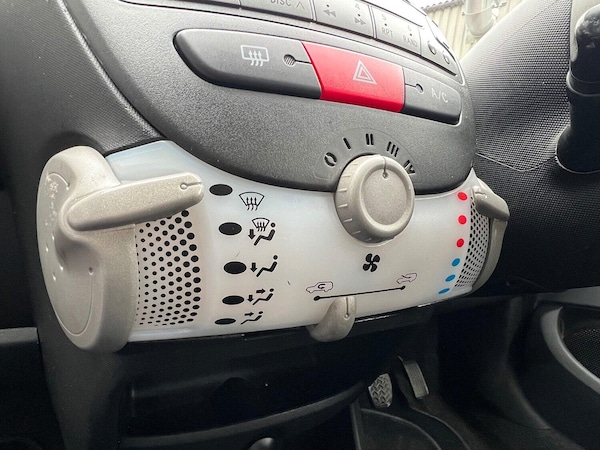 Used Peugeot 107 2012 for sale - 76305633: Photo 35