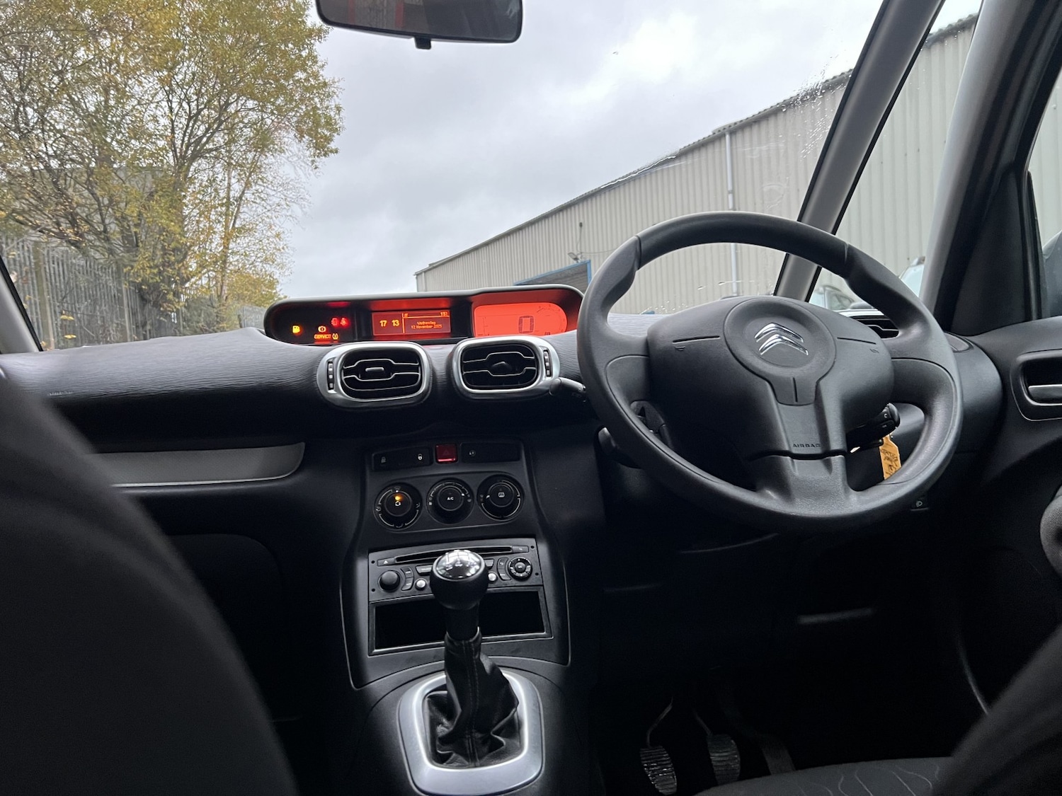 Used Citroen C3 Picasso 2014 for sale - 76560084: Photo 12