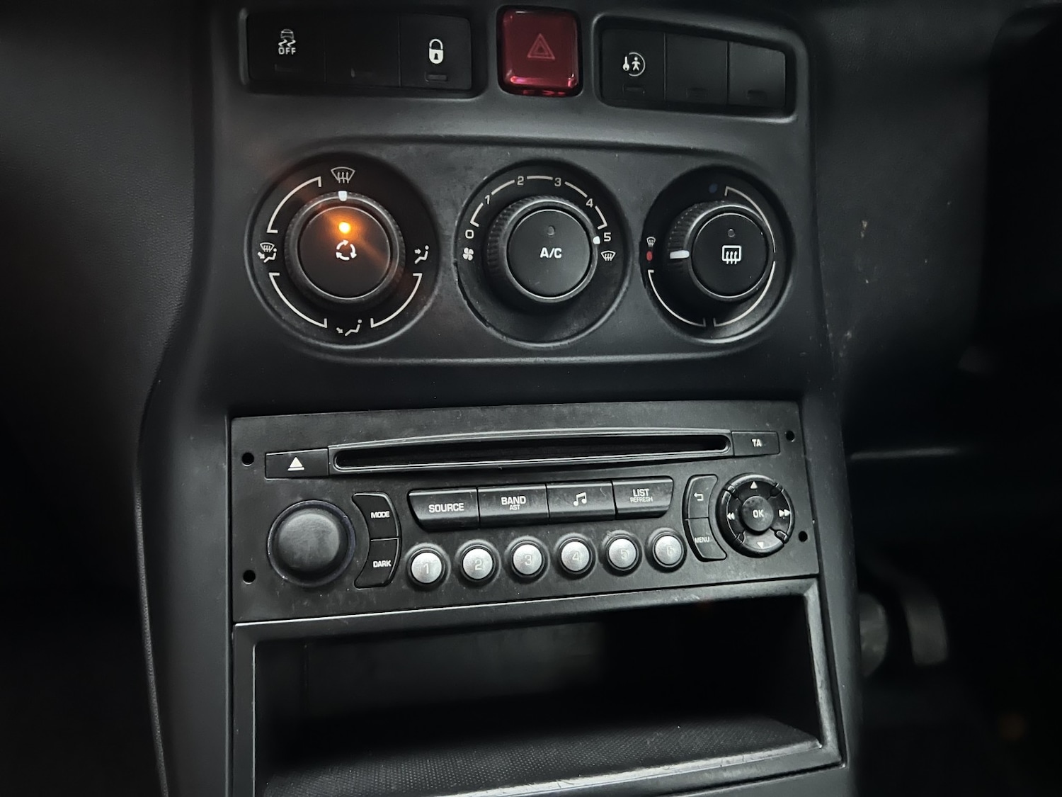 Used Citroen C3 Picasso 2014 for sale - 76560084: Photo 26