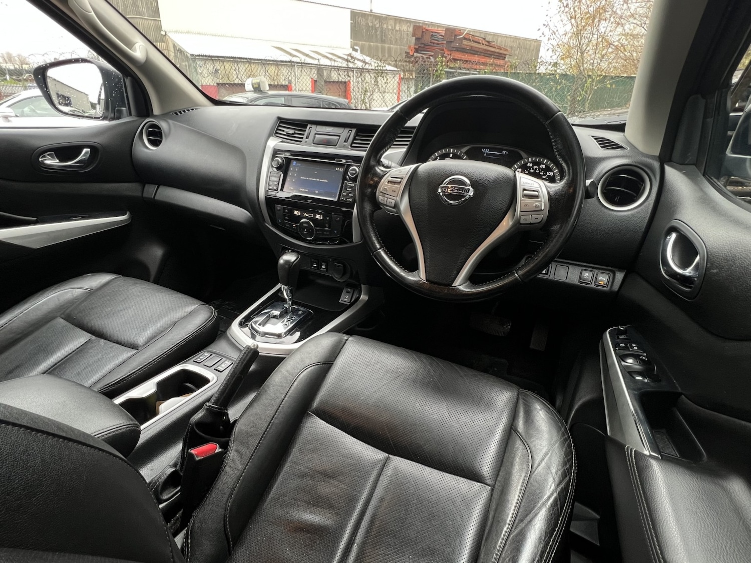 Used Nissan Navara 2018 for sale - 76830392: Photo 21