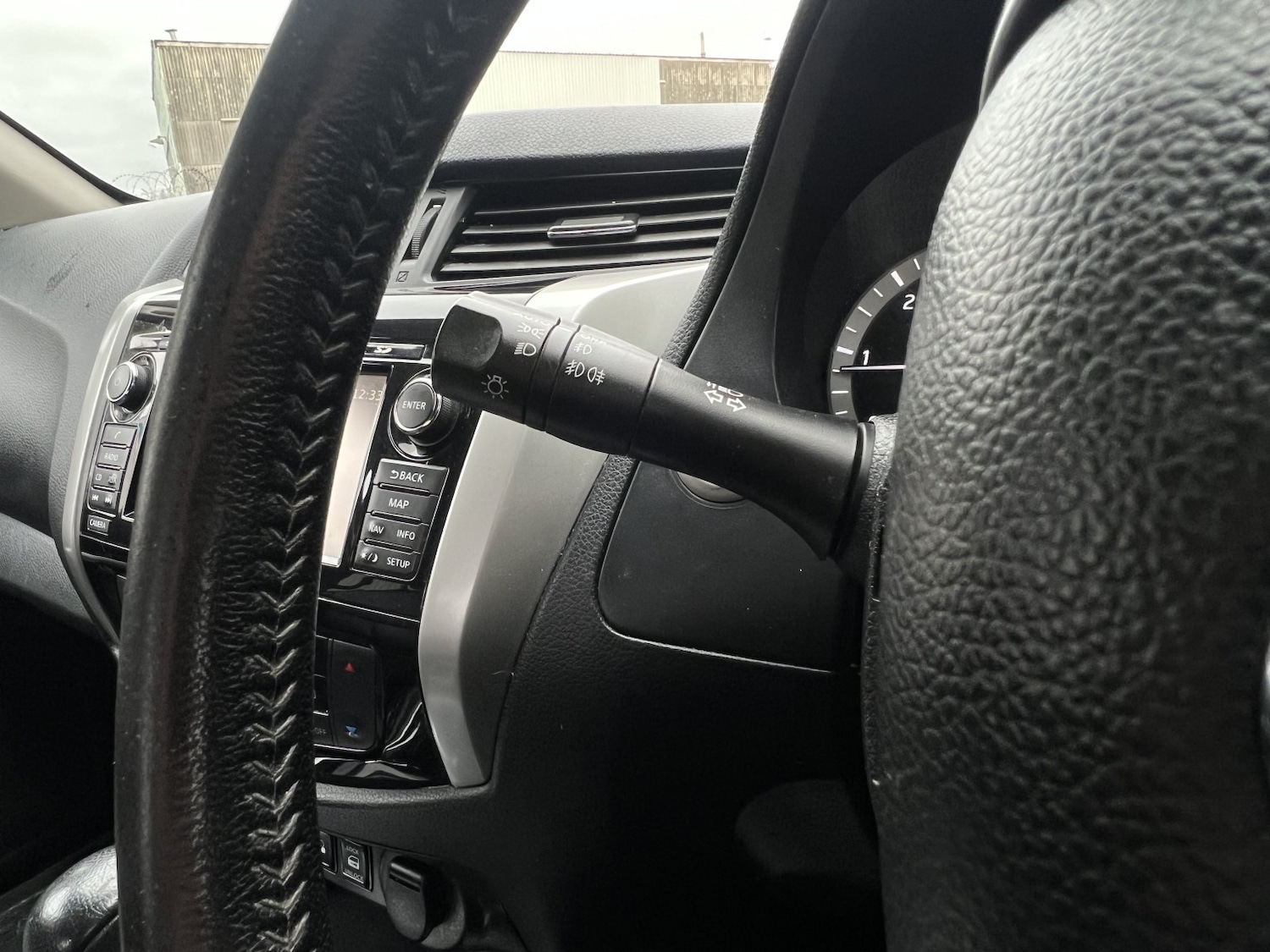 Used Nissan Navara 2018 for sale - 76830392: Photo 28