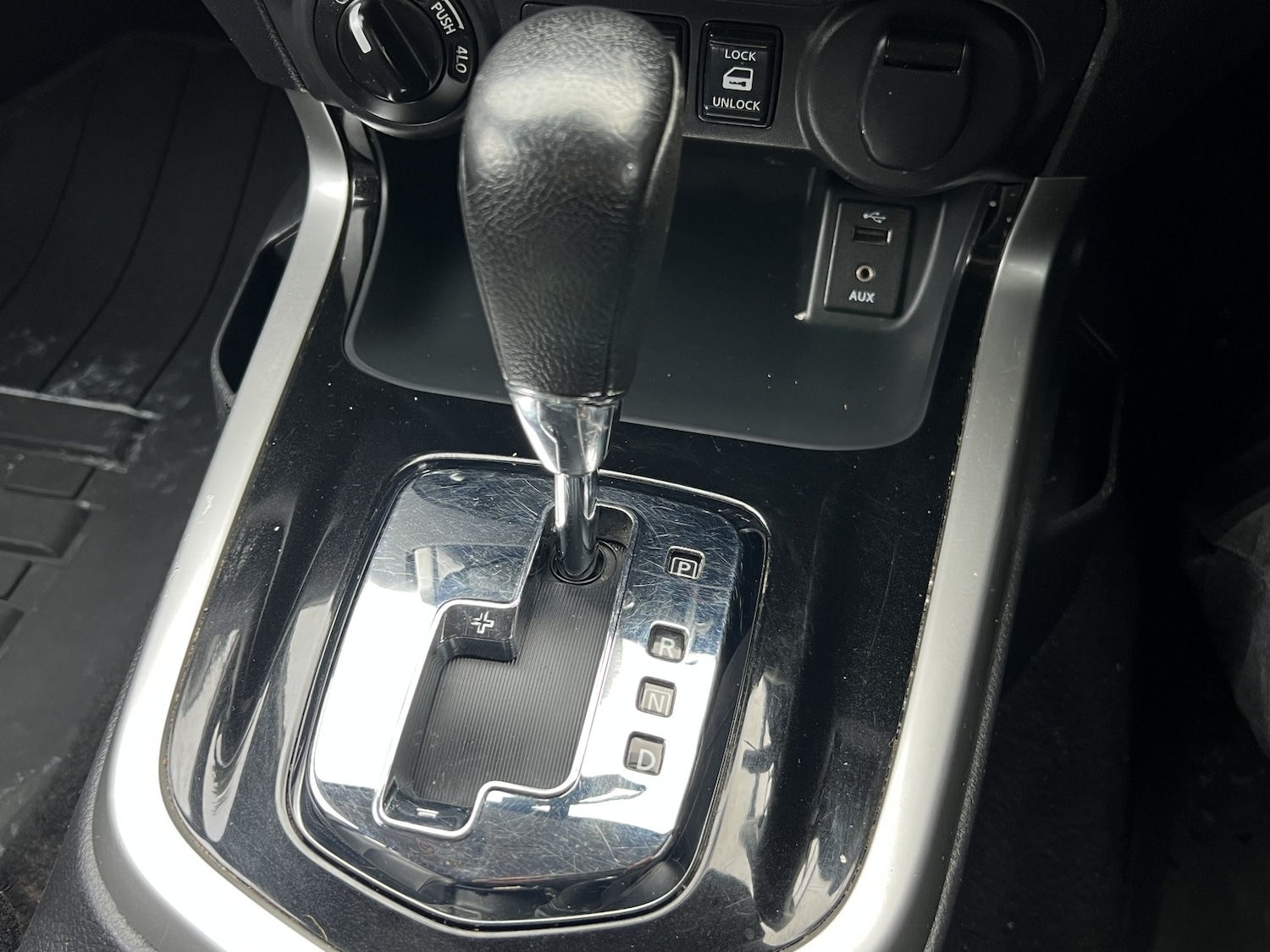 Used Nissan Navara 2018 for sale - 76830392: Photo 32