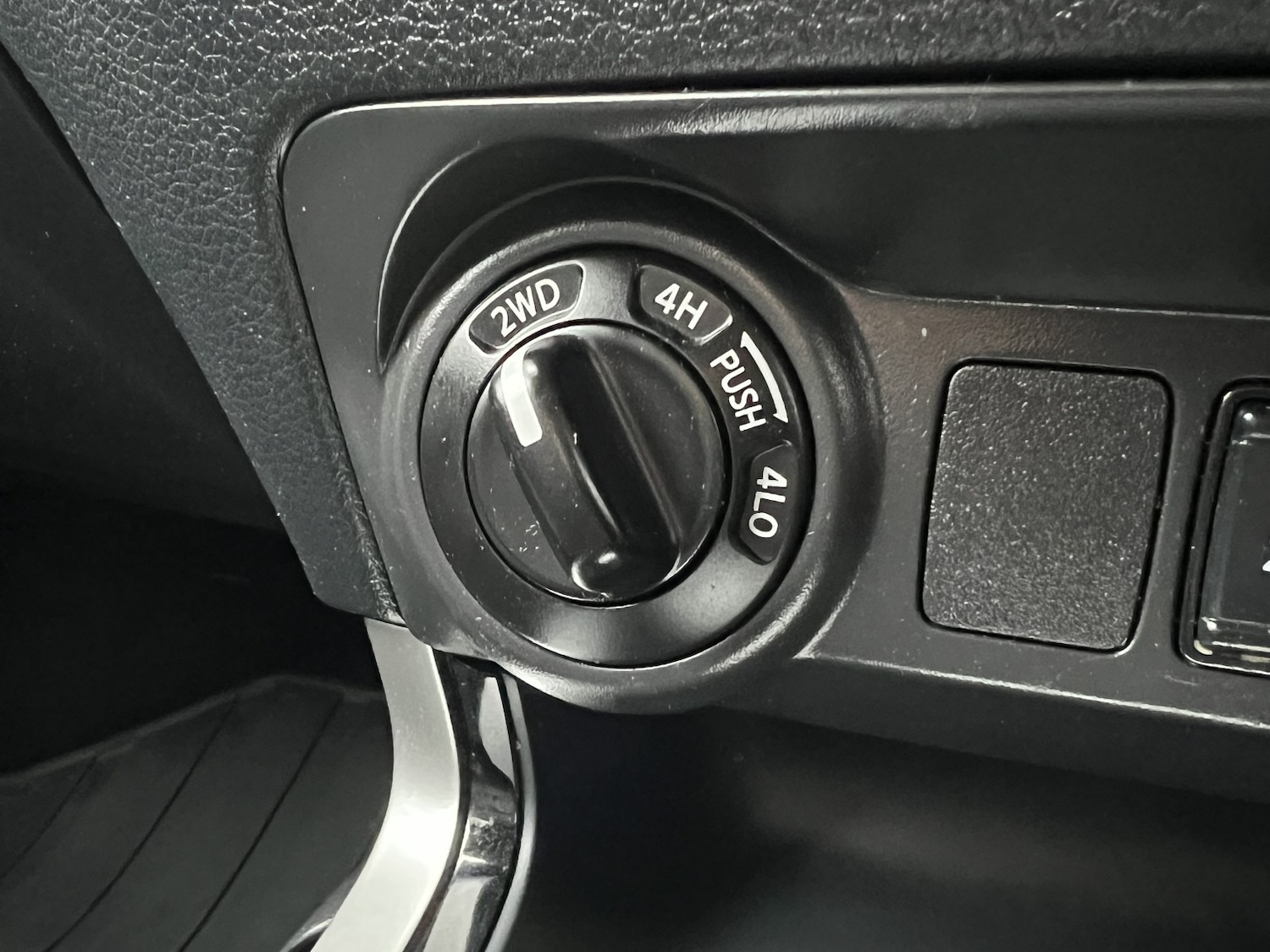 Used Nissan Navara 2018 for sale - 76830392: Photo 34