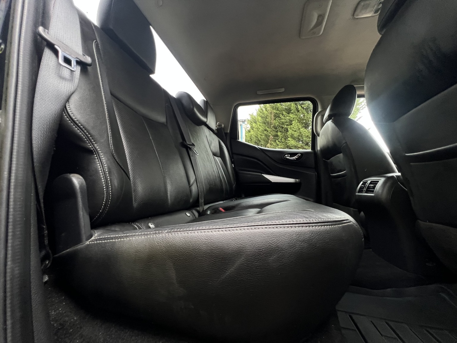 Used Nissan Navara 2018 for sale - 76830392: Photo 38