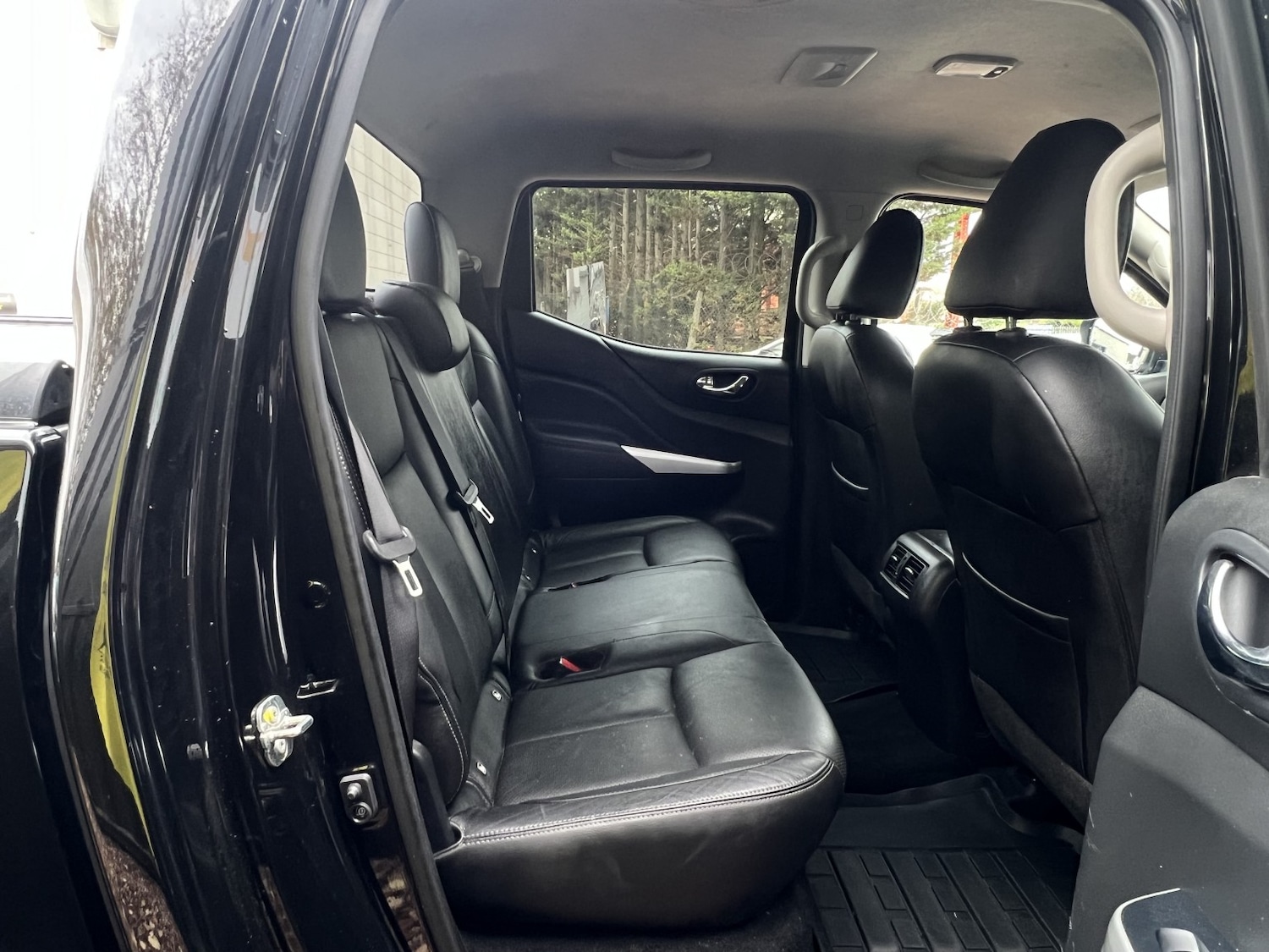 Used Nissan Navara 2018 for sale - 76830392: Photo 39