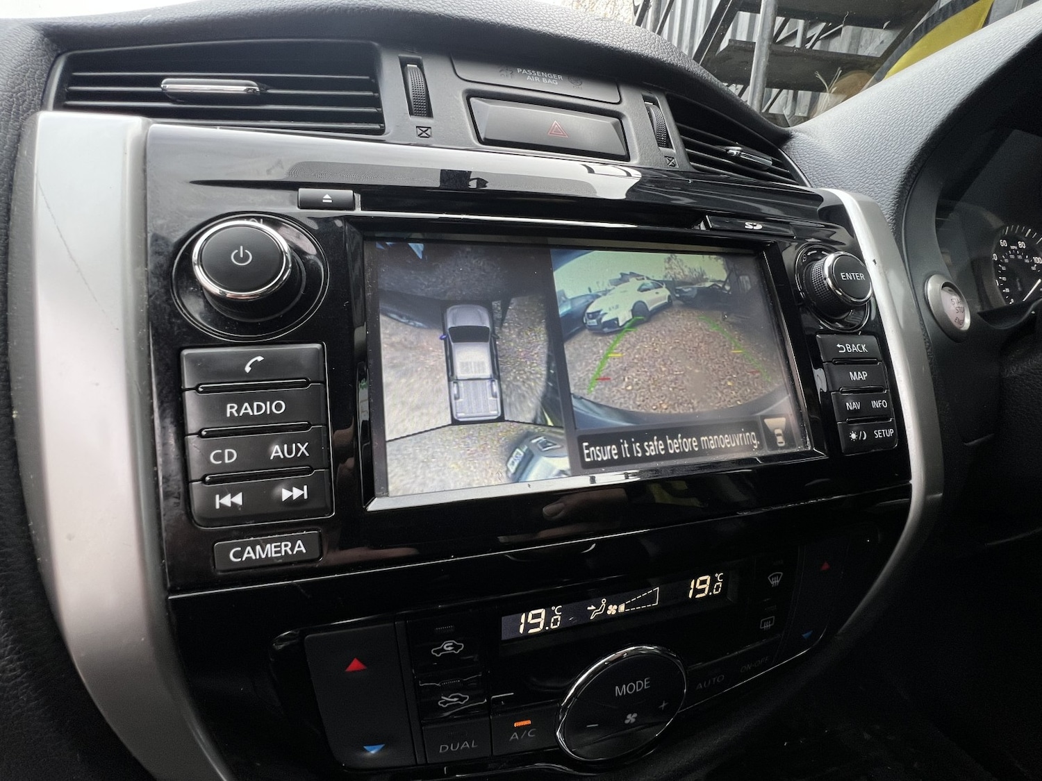 Used Nissan Navara 2018 for sale - 76830392: Photo 51