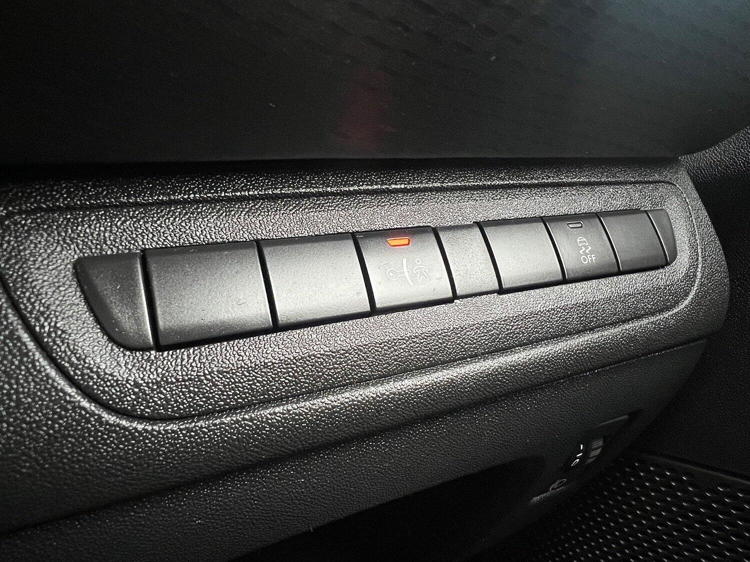 Used Peugeot 2008 2016 for sale - 76313918: Photo 20