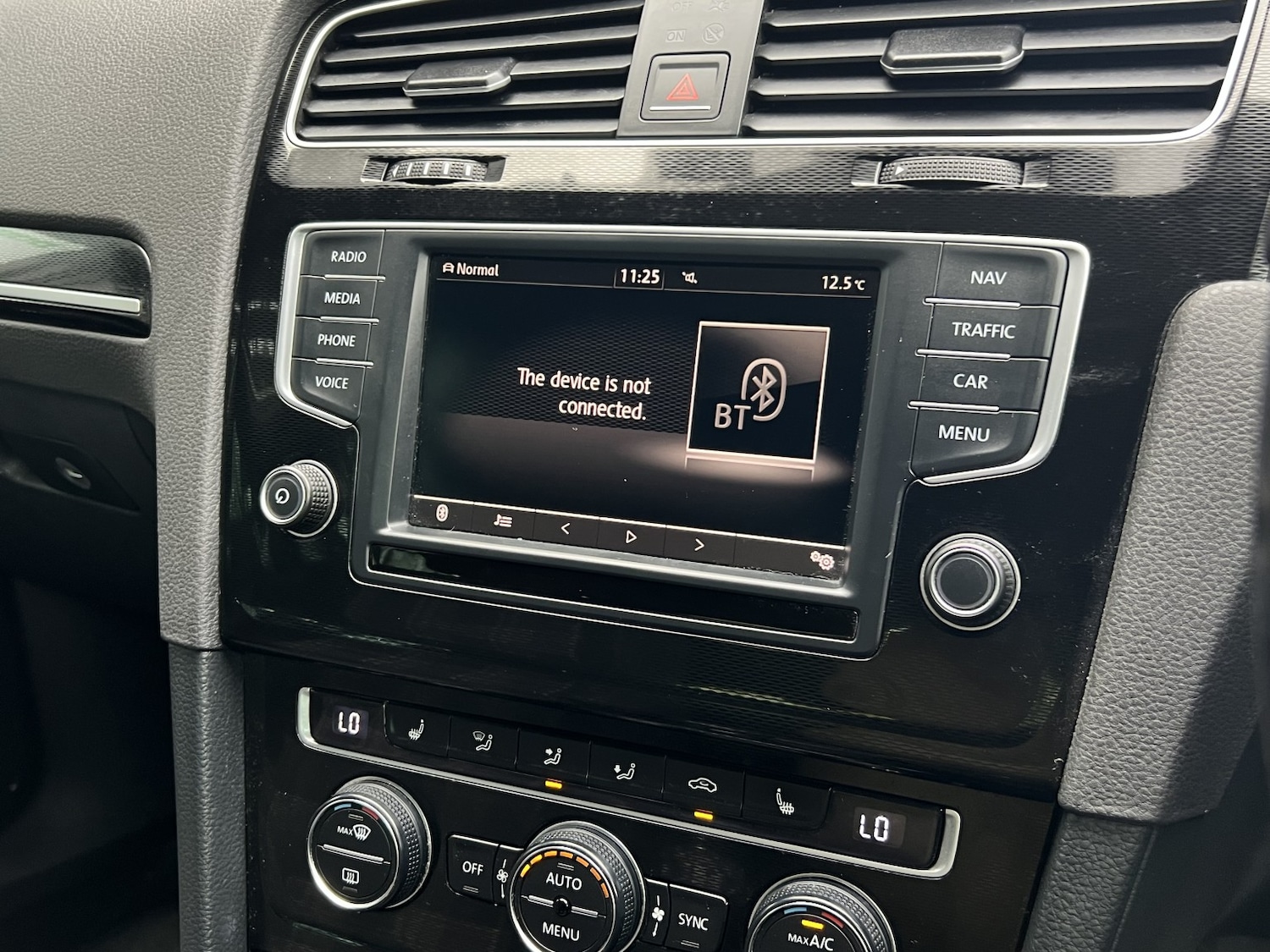 Used Volkswagen Golf 2015 for sale - 76911105: Photo 23