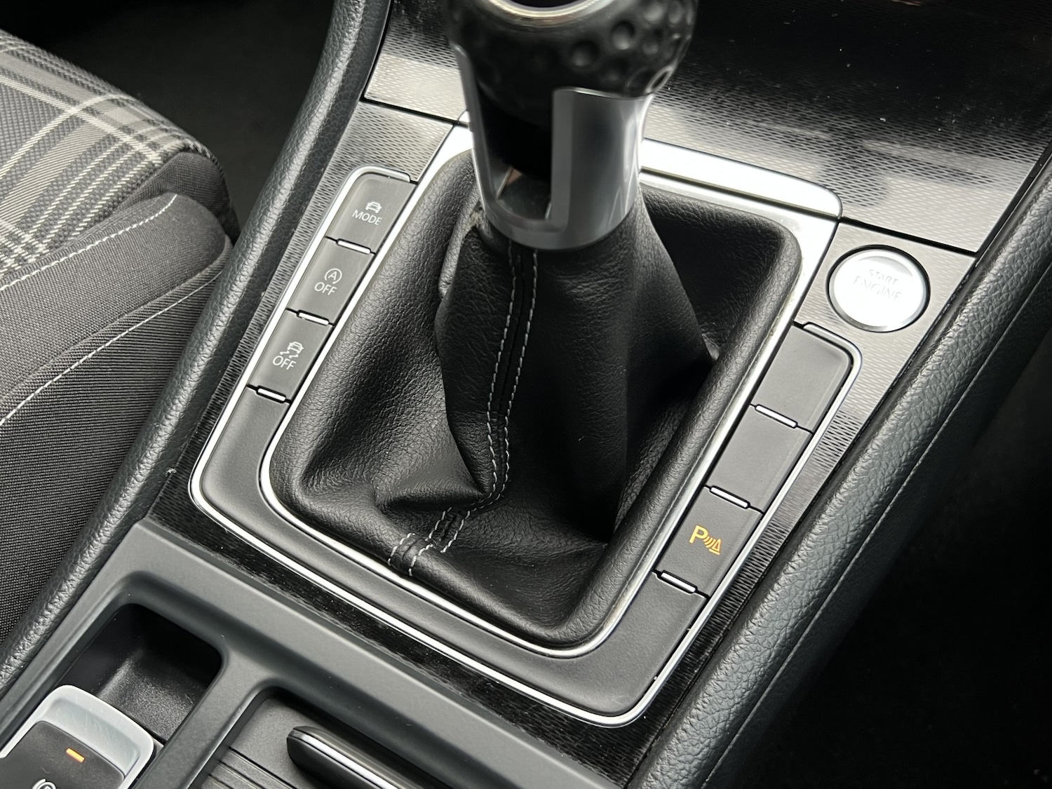 Used Volkswagen Golf 2015 for sale - 76911105: Photo 26