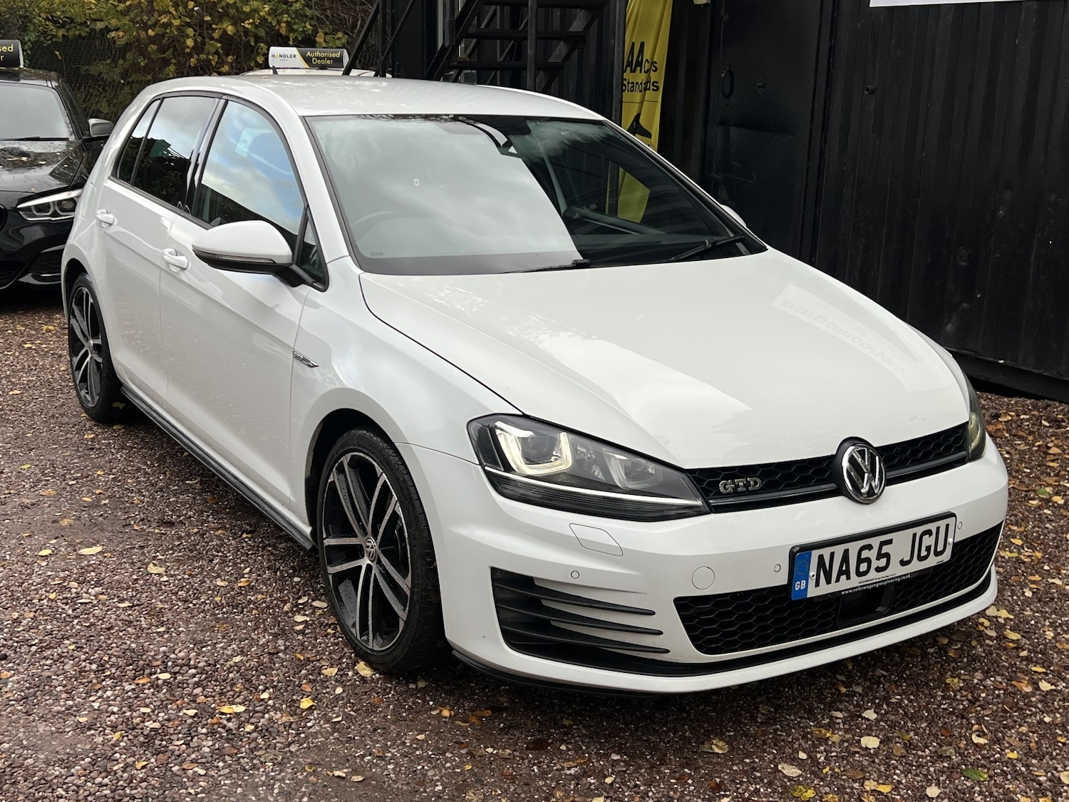 Used Volkswagen Golf 2015 for sale - 76911105: Photo 3