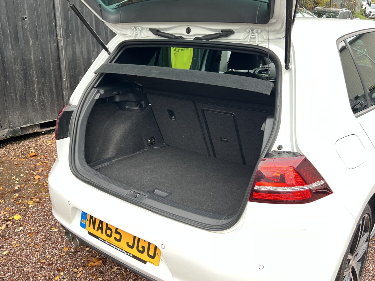 Used Volkswagen Golf 2015 for sale - 76911105: Photo 36