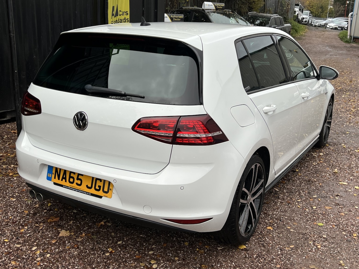 Used Volkswagen Golf 2015 for sale - 76911105: Photo 5