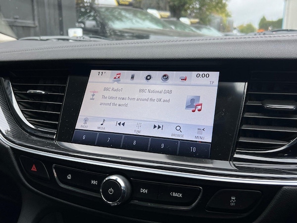 Used Vauxhall Insignia 2018 for sale - 76211924: Photo 24