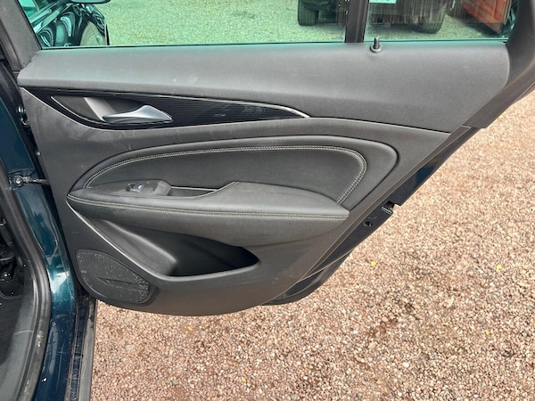 Used Vauxhall Insignia 2018 for sale - 76211924: Photo 30