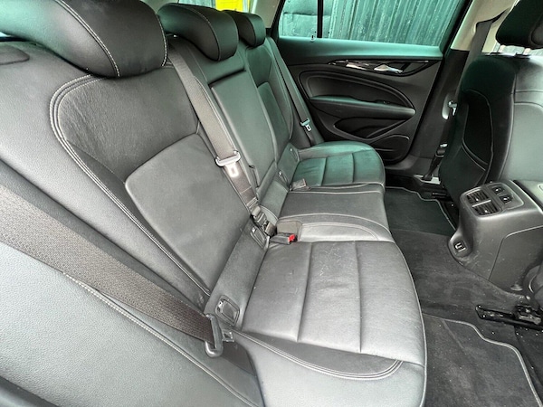 Used Vauxhall Insignia 2018 for sale - 76211924: Photo 32