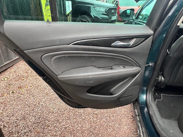 Used Vauxhall Insignia 2018 for sale - 76211924: Photo 38