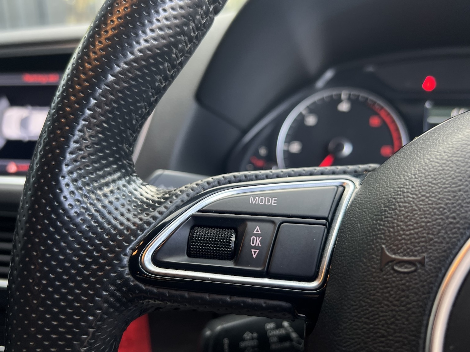 Used Audi Q5 2013 for sale - 76571184: Photo 12