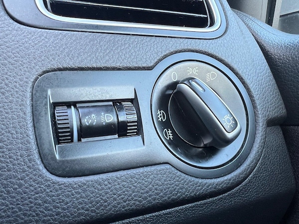 Used Volkswagen Polo 2012 for sale - 76142542: Photo 11