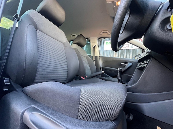 Used Volkswagen Polo 2012 for sale - 76142542: Photo 19