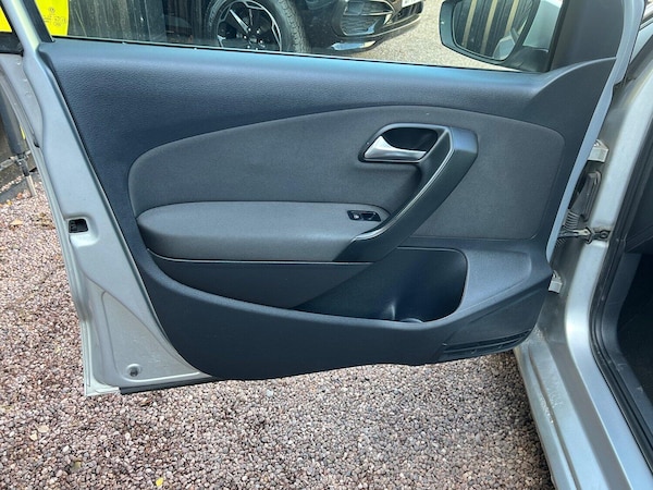 Used Volkswagen Polo 2012 for sale - 76142542: Photo 35