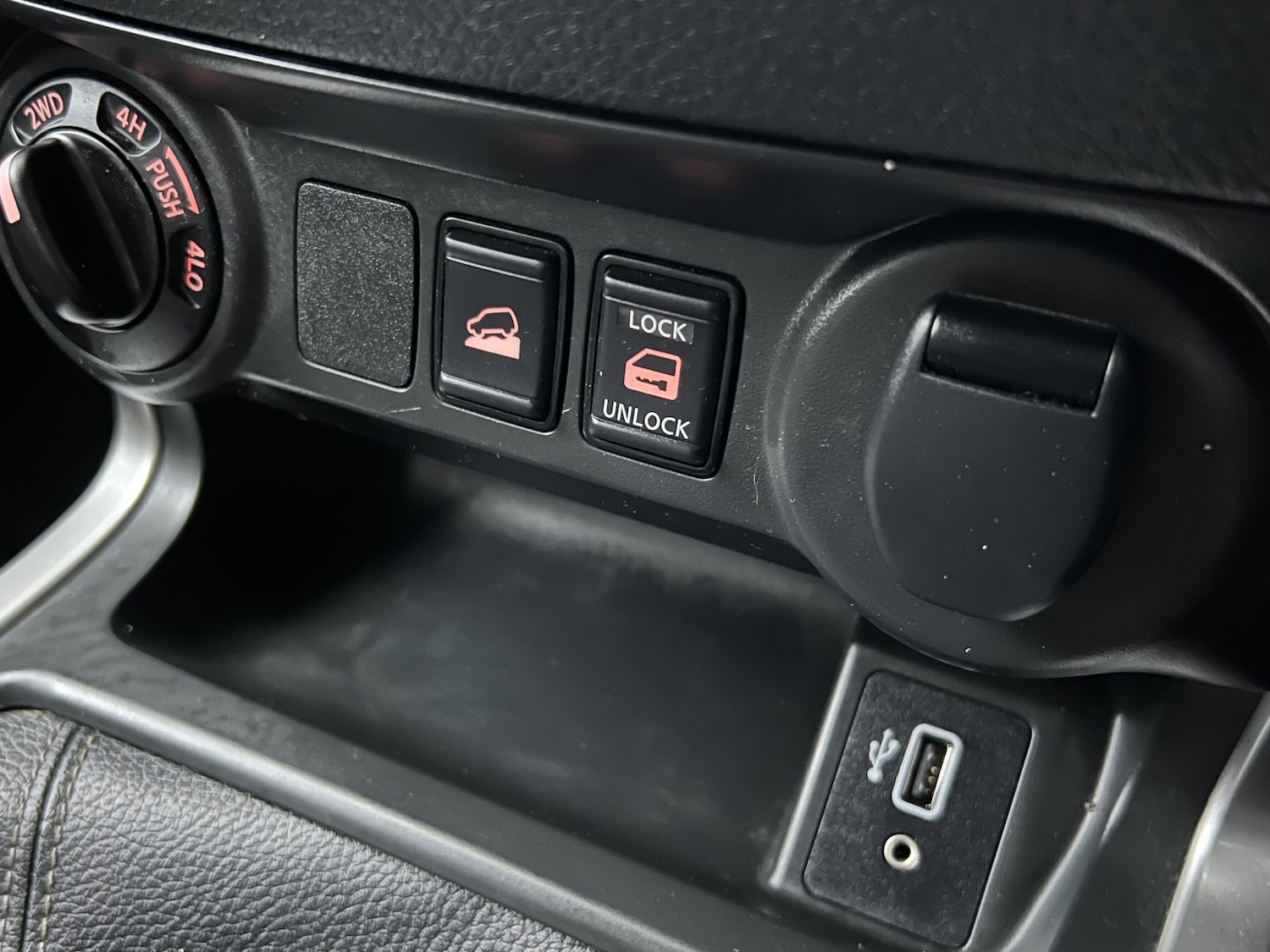 Used Nissan Navara 2019 for sale - 76712833: Photo 41