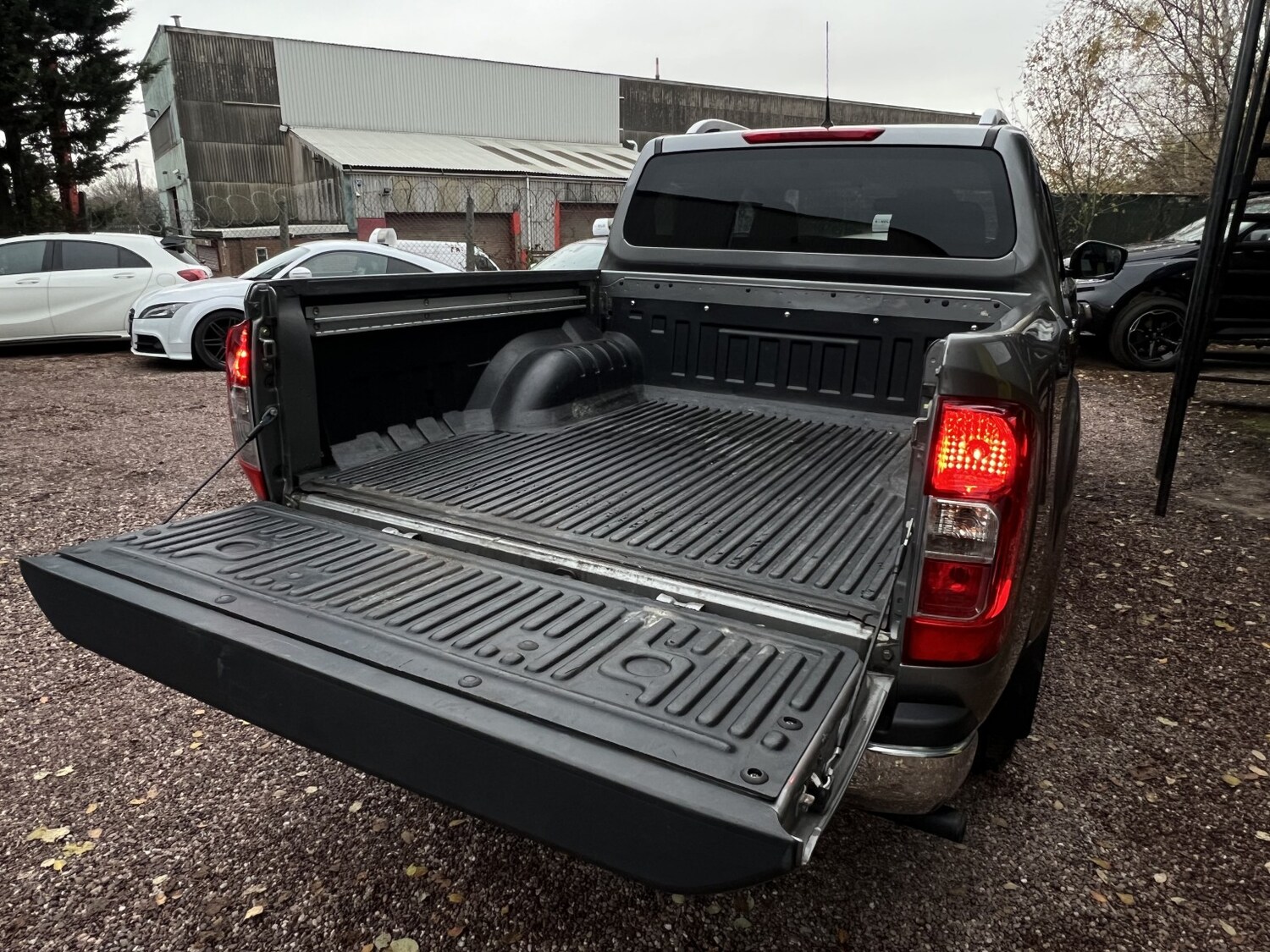 Used Nissan Navara 2019 for sale - 76712833: Photo 50