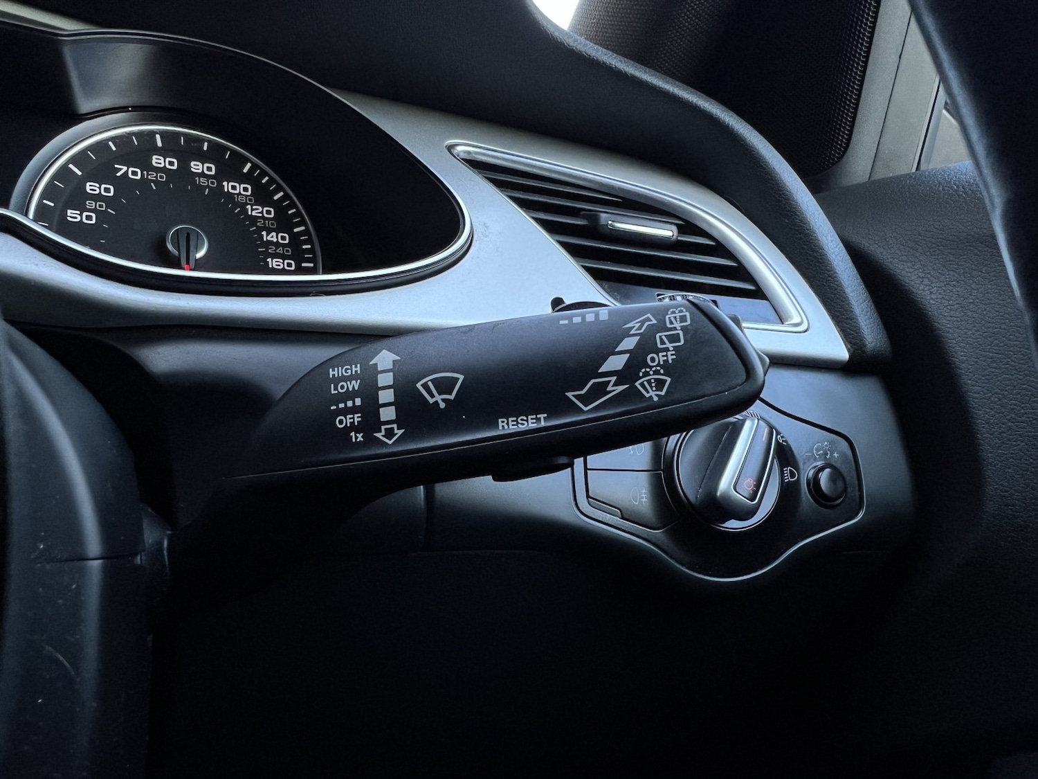 Used Audi A4 2015 for sale - 76482969: Photo 18