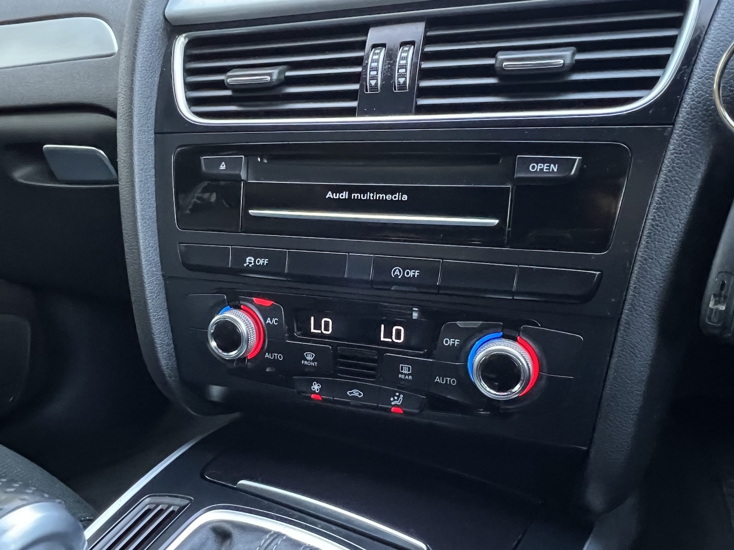 Used Audi A4 2015 for sale - 76482969: Photo 26