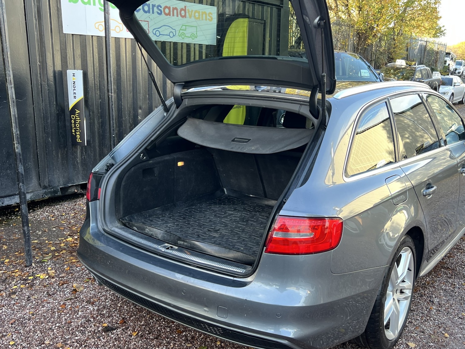 Used Audi A4 2015 for sale - 76482969: Photo 35