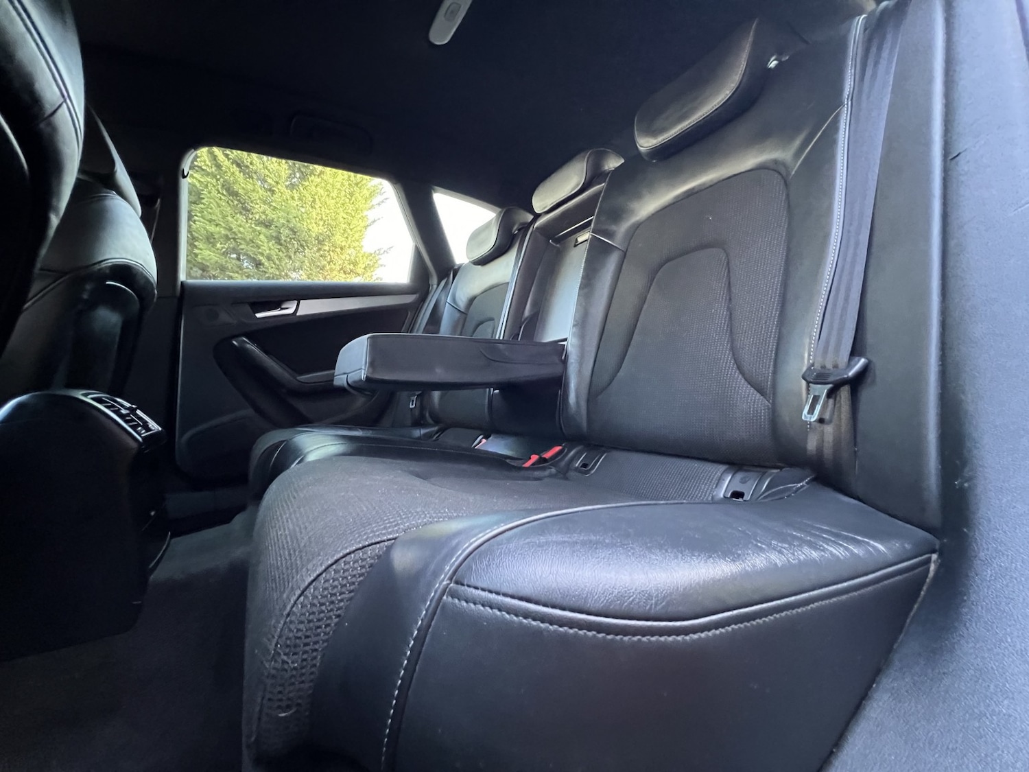 Used Audi A4 2015 for sale - 76482969: Photo 41