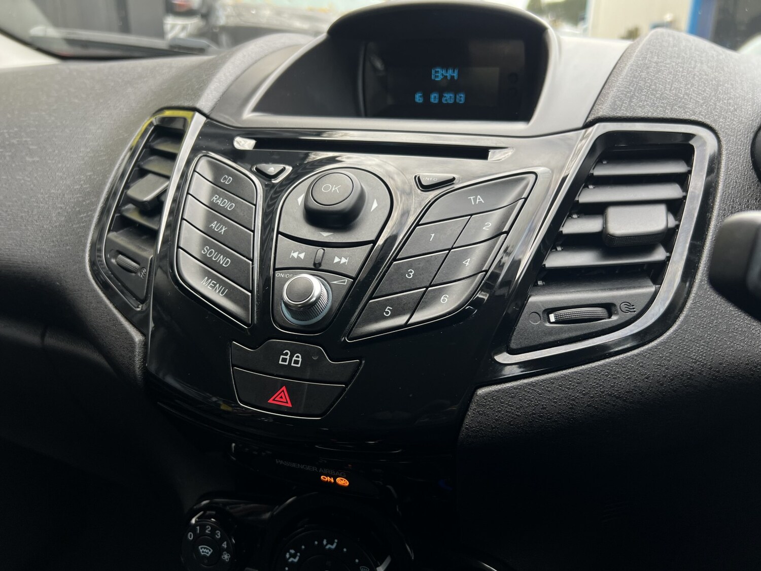 Used Ford Fiesta 2013 for sale - 76836988: Photo 17