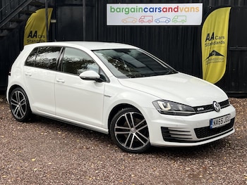 Used Volkswagen Golf 2015 for sale - 76407606: Photo
