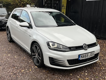 Used Volkswagen Golf 2015 for sale - 76407606: Photo
